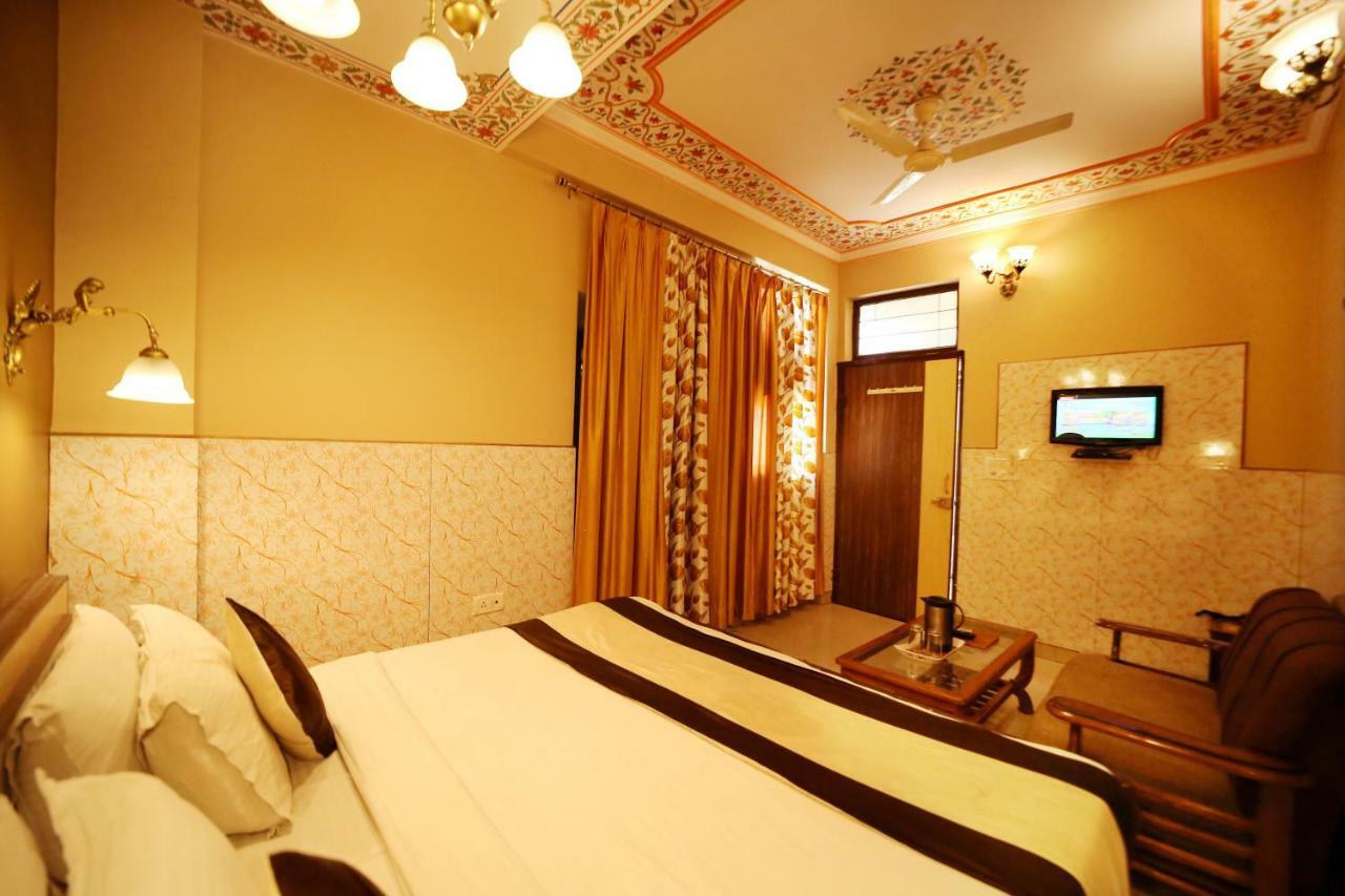 Hotel Golden Heritage Divisione di Divisione di Jaipur Esterno foto