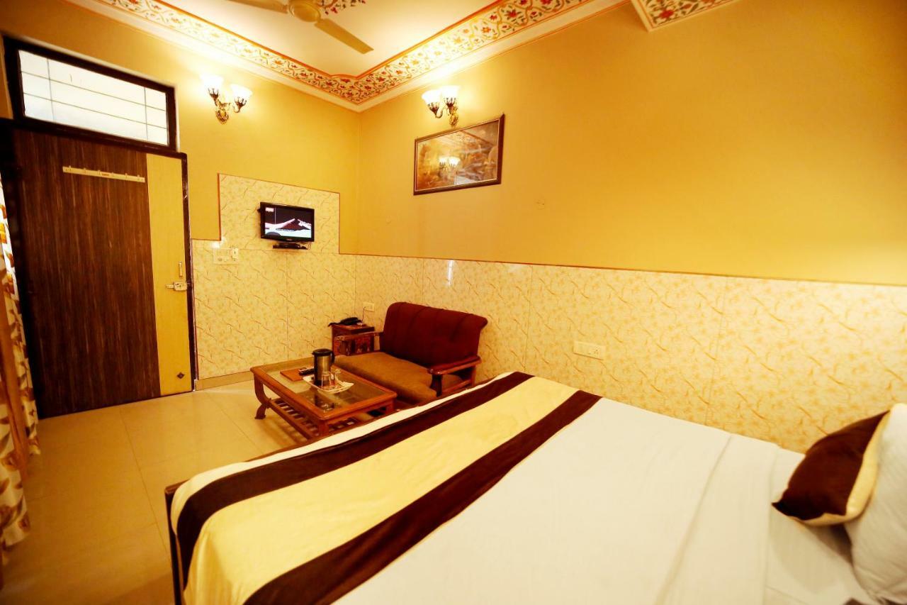 Hotel Golden Heritage Divisione di Divisione di Jaipur Esterno foto