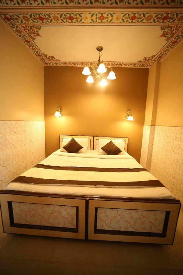 Hotel Golden Heritage Divisione di Divisione di Jaipur Esterno foto